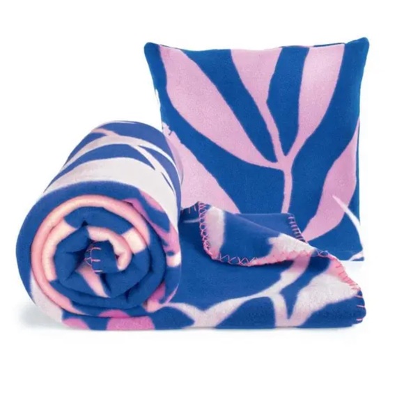 NWT Bundle 2 Pcs Your Relaxing Duo Blanket & Pillow cover Set - Picture 1 of 1